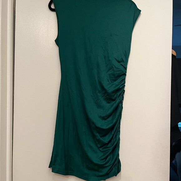 Green Stretchy Dress with Cinches Sides - Unbranded Size Large - Picture 8 of 13